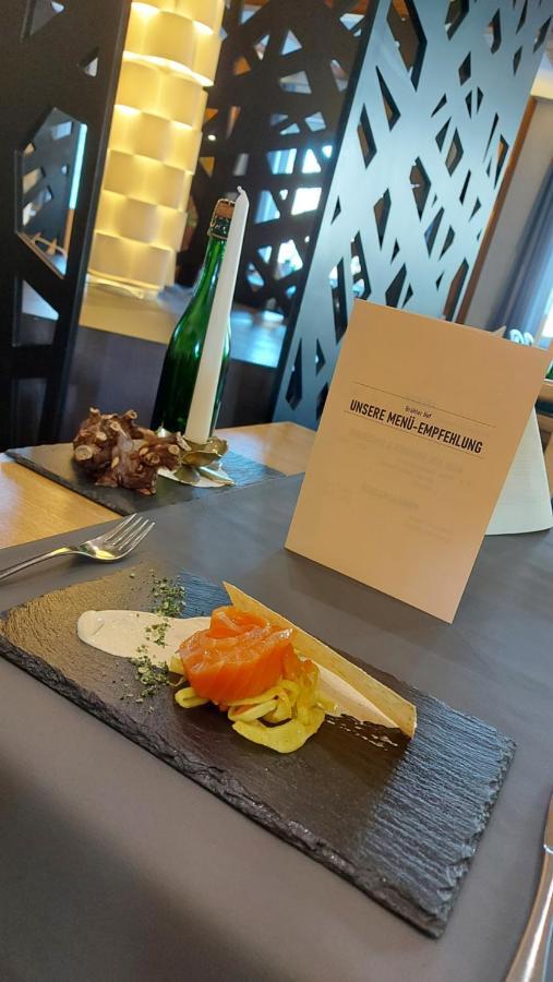 Hotel & Restaurant Bruehler Hof Wintrich Kültér fotó